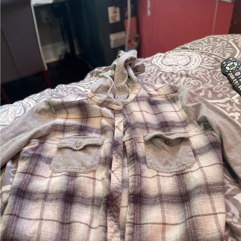 Flannel - Picture 9 of 9